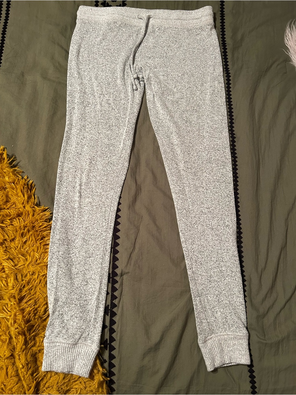 American Eagle Cozy Knit Jogger Pants - Light Heather Gray